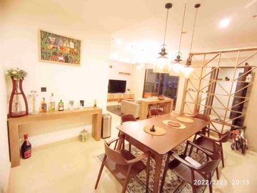 Jakarta Selatan - AC, Balkon, Garasi, Angkat