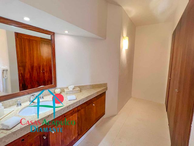 place photo 79