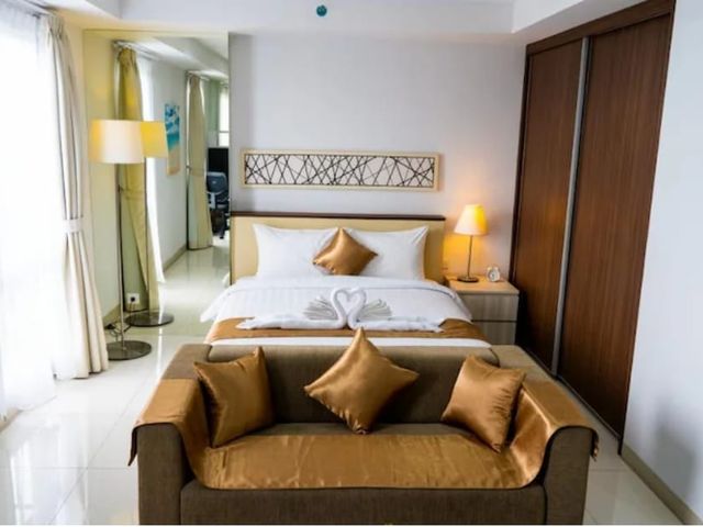 Sewa murah Azalea Suites Cikarang full furnished Studio 44m2 fasilitas hotel bintang 5