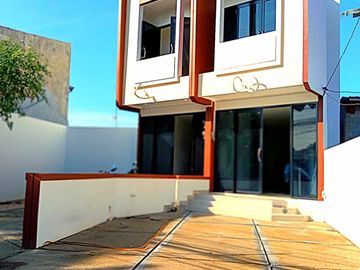 Jawa, PIDIE, Aceh, Indonesia - AC, Air