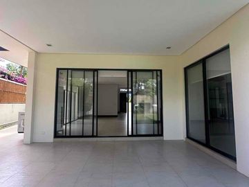 place photo 48