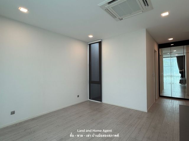 place photo 49