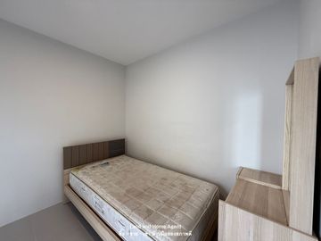 place photo 70