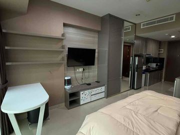 Jawa, PIDIE, Aceh, Indonesia - AC, Garasi