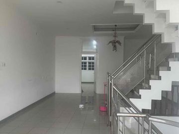 Jakarta Barat, Jakarta Raya - AC, Garasi