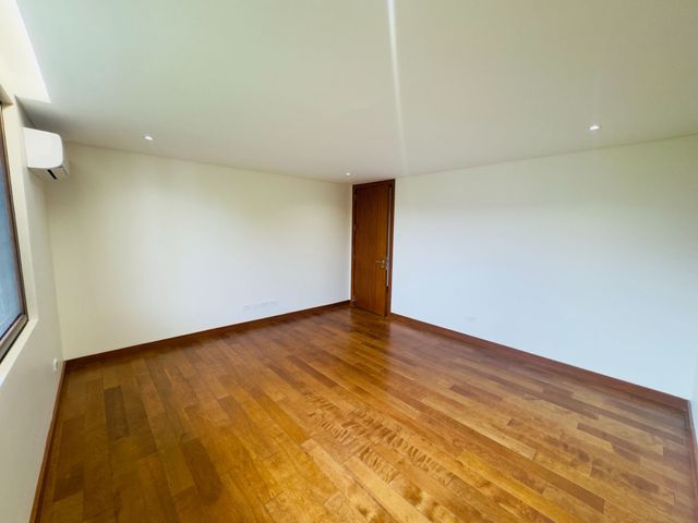 place photo 64