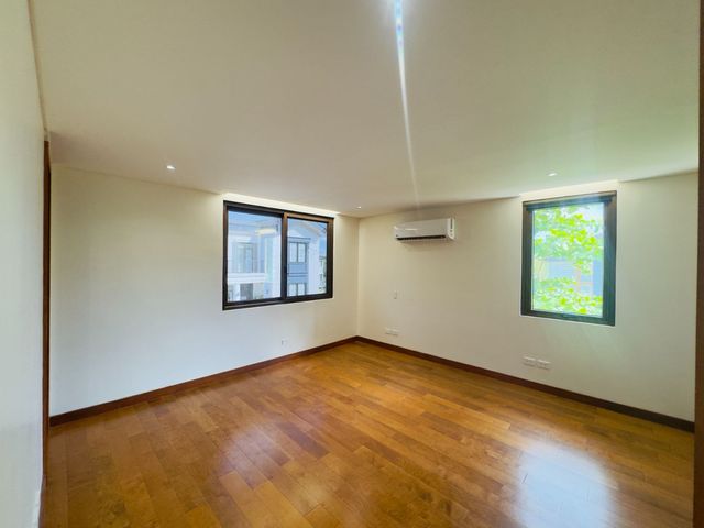 place photo 50