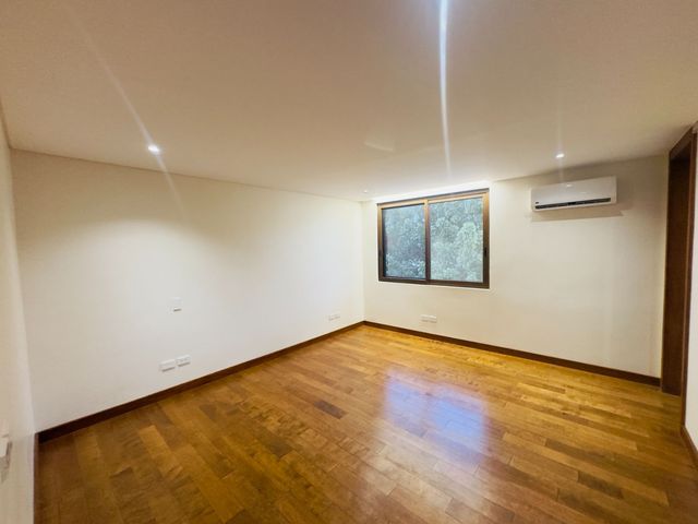 place photo 66