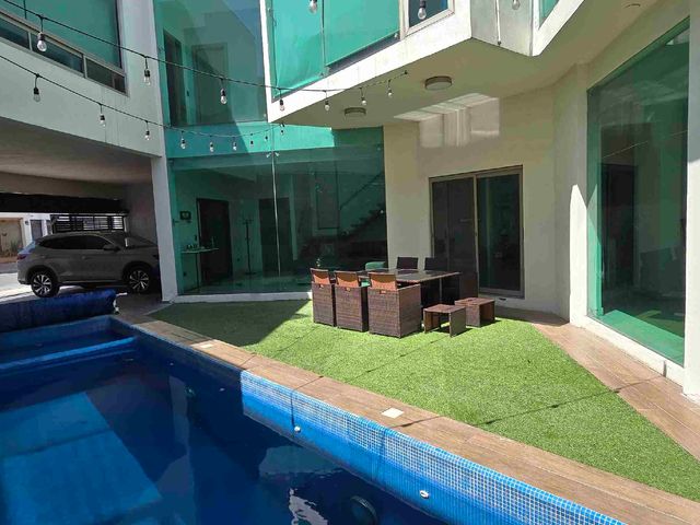place photo 36