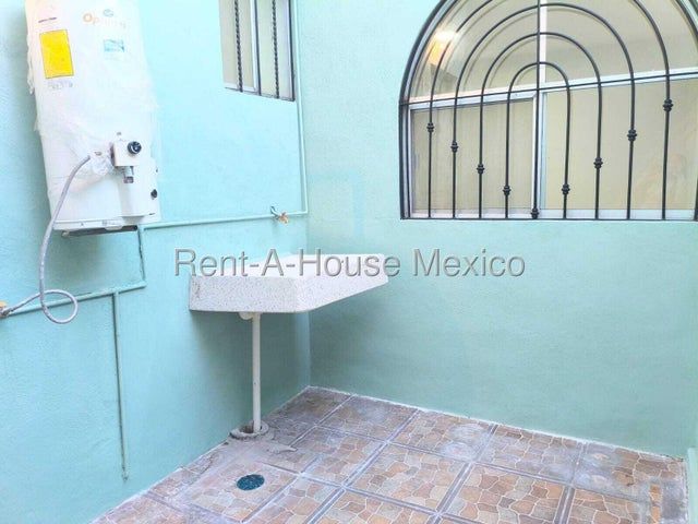 place photo 18