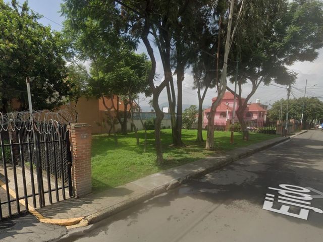 place photo 17