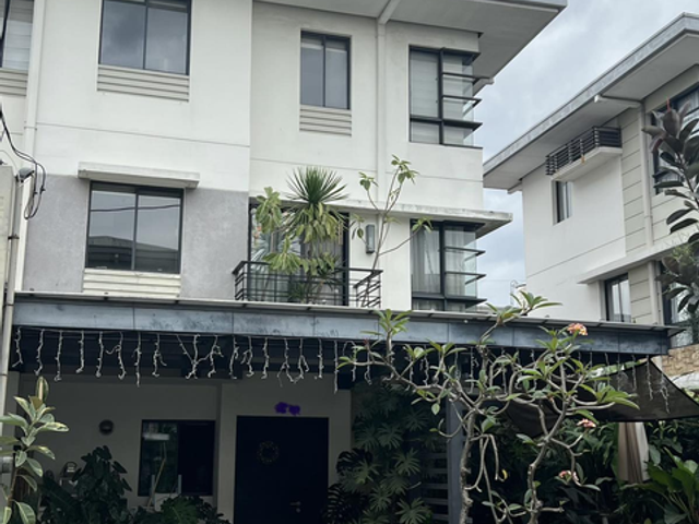 3-Bedroom Townhouse for Rent in Quezon City *Ferndale Villas
