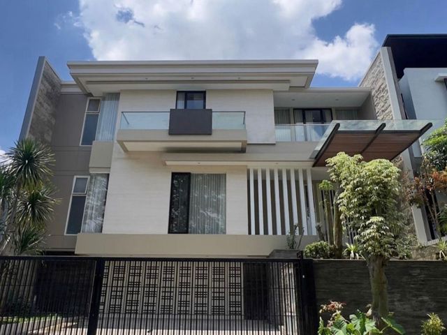 RUMAH SOMERSET CITRALAND SURABAYA▪️Furnished + AC