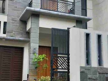 Jakarta Selatan - AC, Alarm, Fully fenced