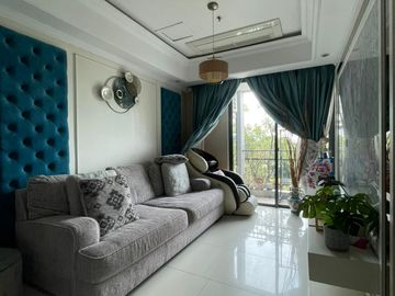 Jakarta Selatan - AC, Air, Hot water, Pay TV access