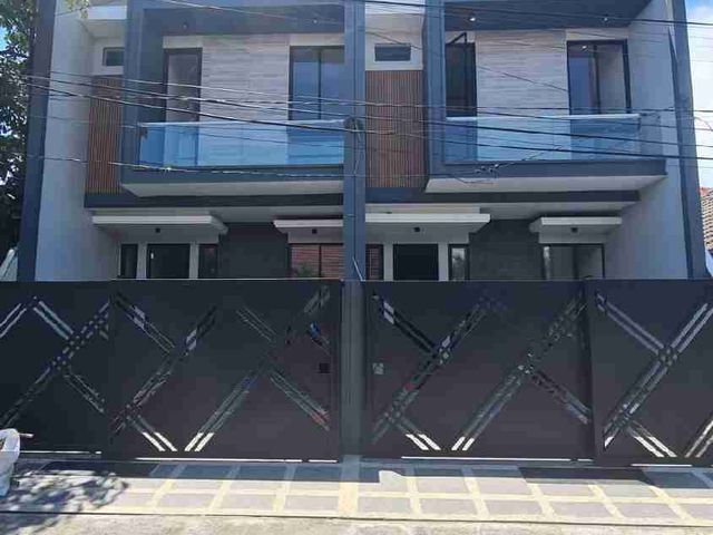 BARU GRESS RUMAH MANYAR. SIAP HUNI. DKT KERTAJAYA. MANYAR. WISMA MUKTI. KLAMPIS