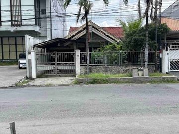 Jawa, PIDIE, Aceh, Indonesia - Garasi, Listrik