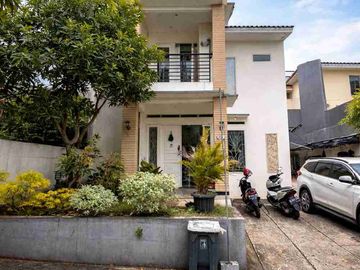 Rumah 5 menit ke pintu tol limo cinere harga oke banget wajib dibeli