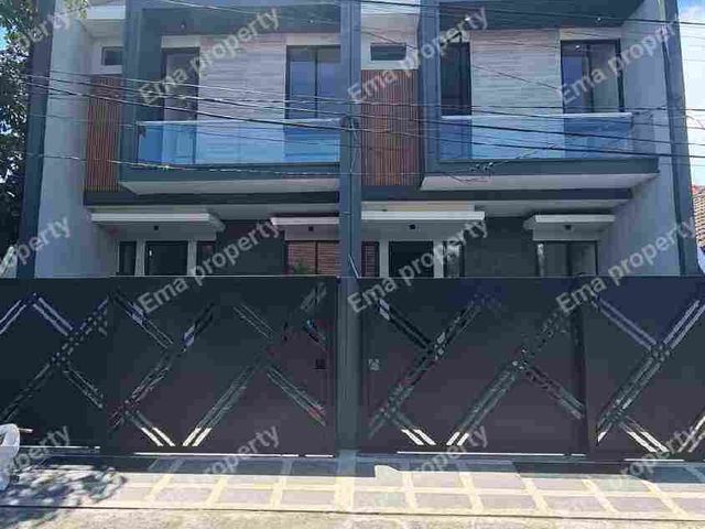 New minimalis .. Dijual rumah Manyar Tirtoyoso Selatan
