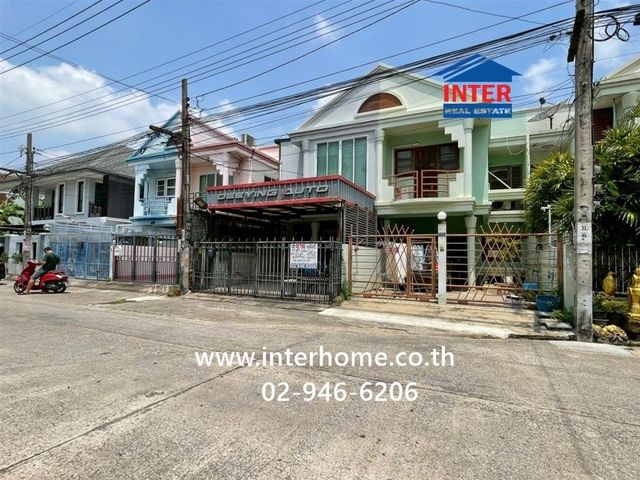 place photo 18