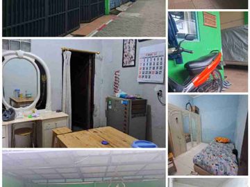 Rumah dijual di Kota Tangerang - Garasi