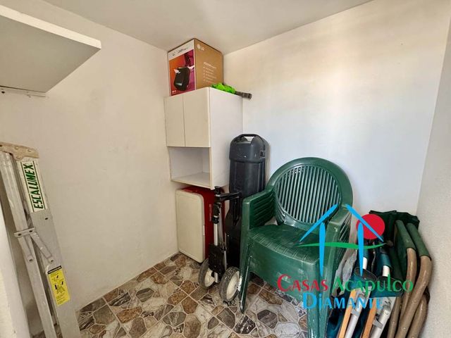 place photo 50