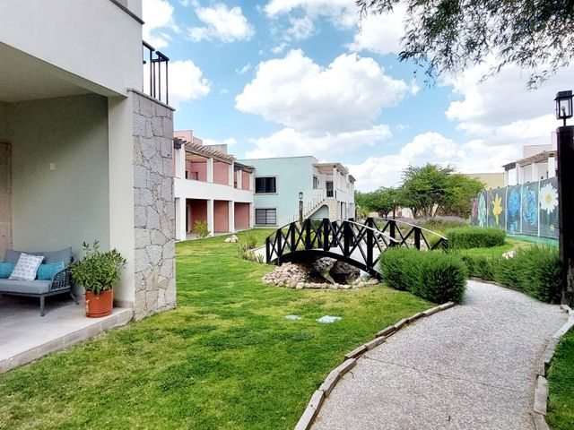 place photo 37