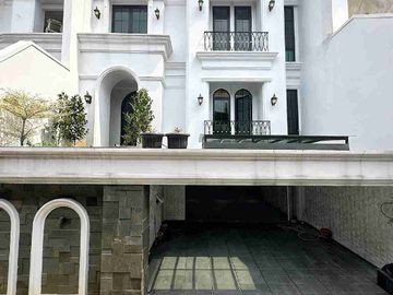 Jakarta Selatan - AC, Balkon, Lemari pakaian bawaan