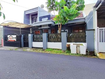 Jawa, PIDIE, Aceh, Indonesia - AC, Balkon