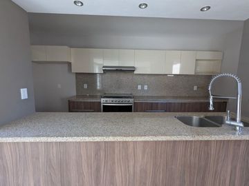 place photo 60