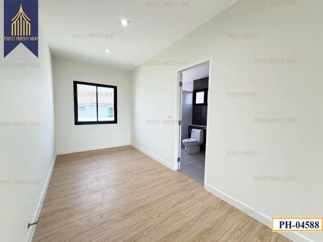 place photo 43