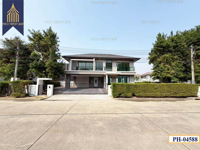 place photo 48