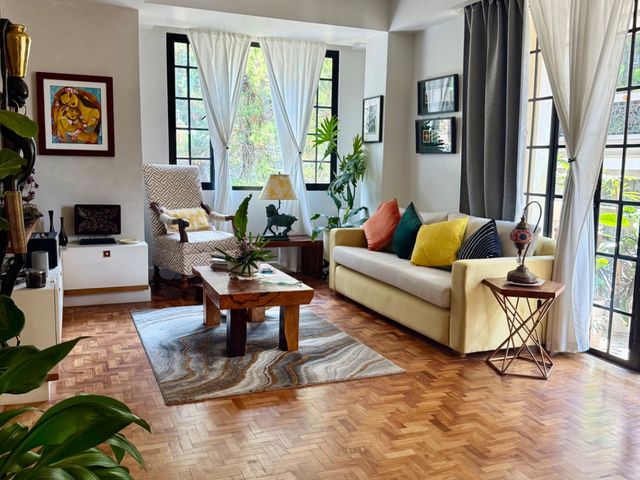 Charming condominium for sale