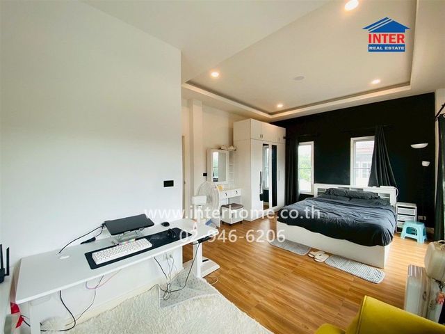 place photo 16