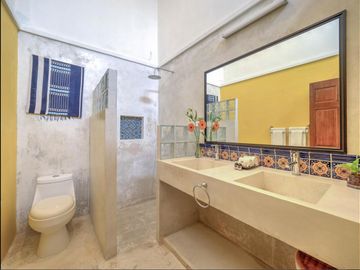 place photo 30
