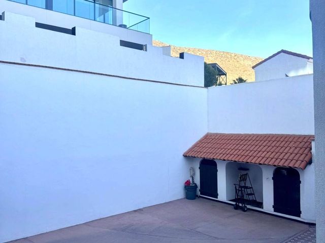 place photo 56
