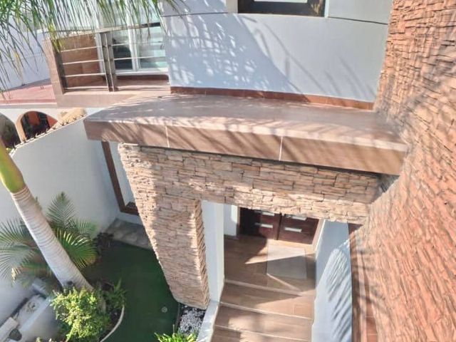 place photo 52