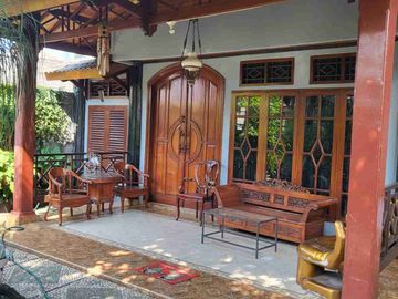 Rumah dijual di Jakarta Utara - Garasi