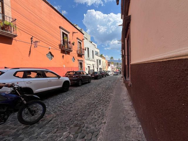 place photo 25