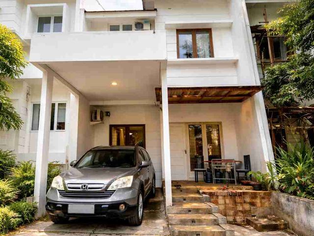 Rumah Mungil cluster Cinere Hanya 3 menit ke pintu Tol Brigif