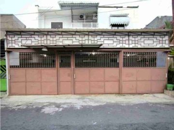 Jual Rumah Solo Baru