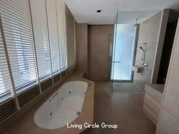 place photo 45