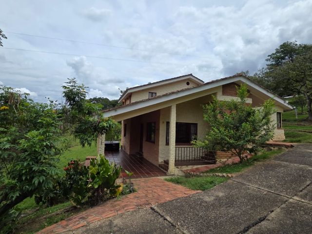 place photo 82
