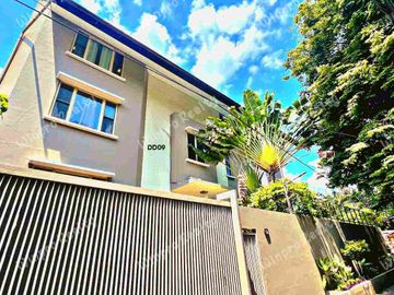 Jakarta Selatan - Wifi, Kolam renang, Garasi