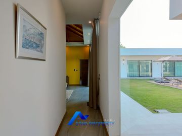 place photo 95