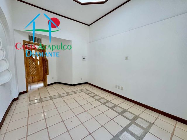 place photo 52
