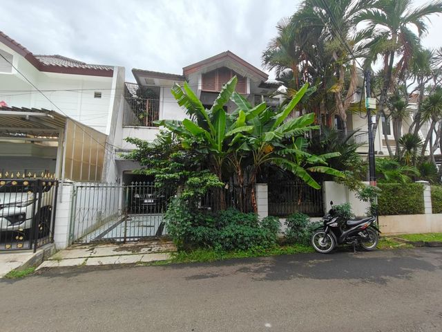 Jual Rumah Tua Janur Elok Kelapa Gading, Jakarta Utara, Hadap Selatan