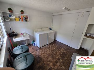 place photo 51