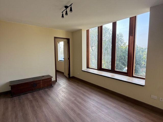 place photo 56