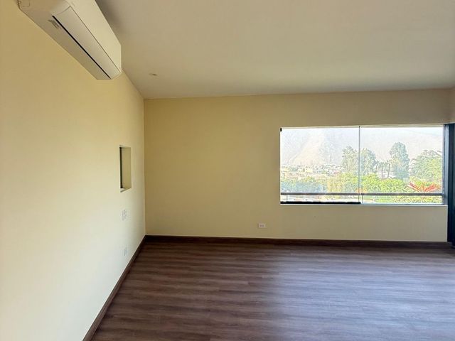 place photo 59